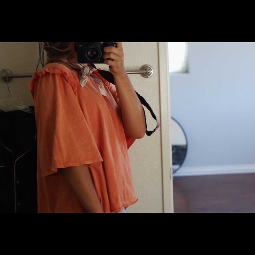 Ruffle Top - Picture 2 of 4